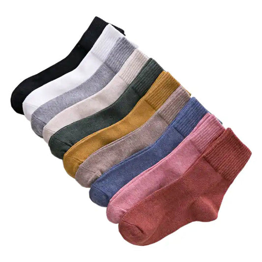 31 Pairs of Woman's Cotton Socks Available in Multiple Colors - New Socks Daily